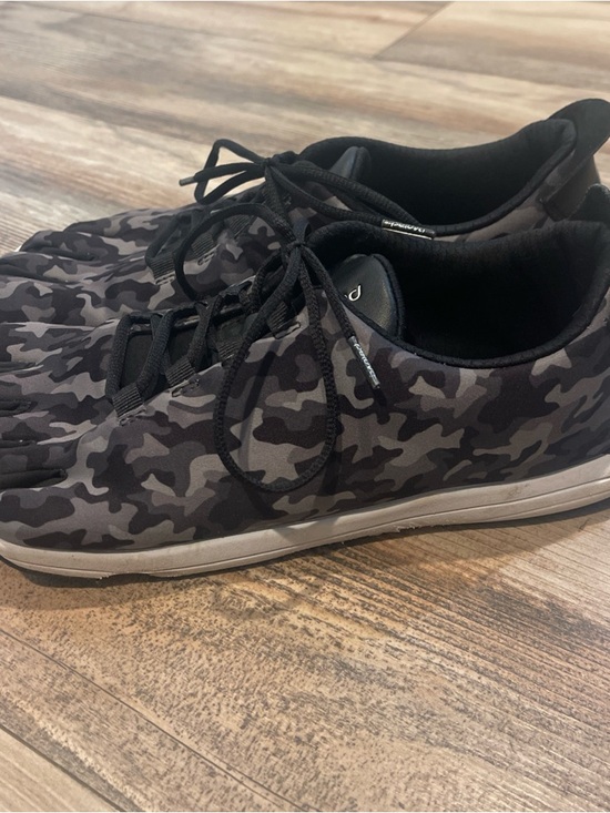 Peluva Strand Shoes Mens Size 12 Camo Black Barefoot Toe Sneakers PFWM30101 - Picture 3 of 6